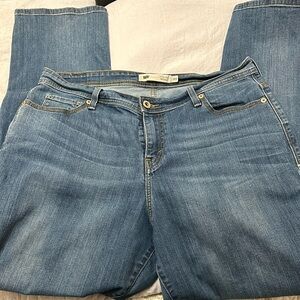 Levi’s defined waist jeans size 16W